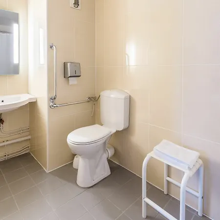 B&B Hotel Rennes Sud Chantepie 2*